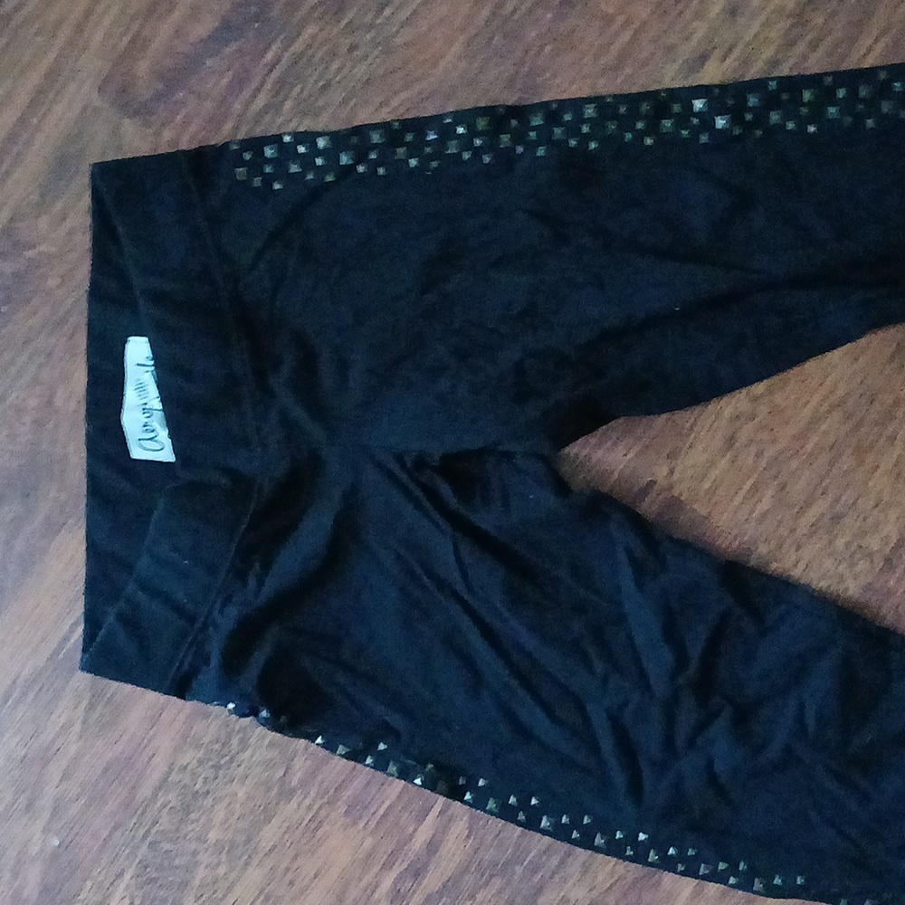 💟Studded Arroposrale leggings